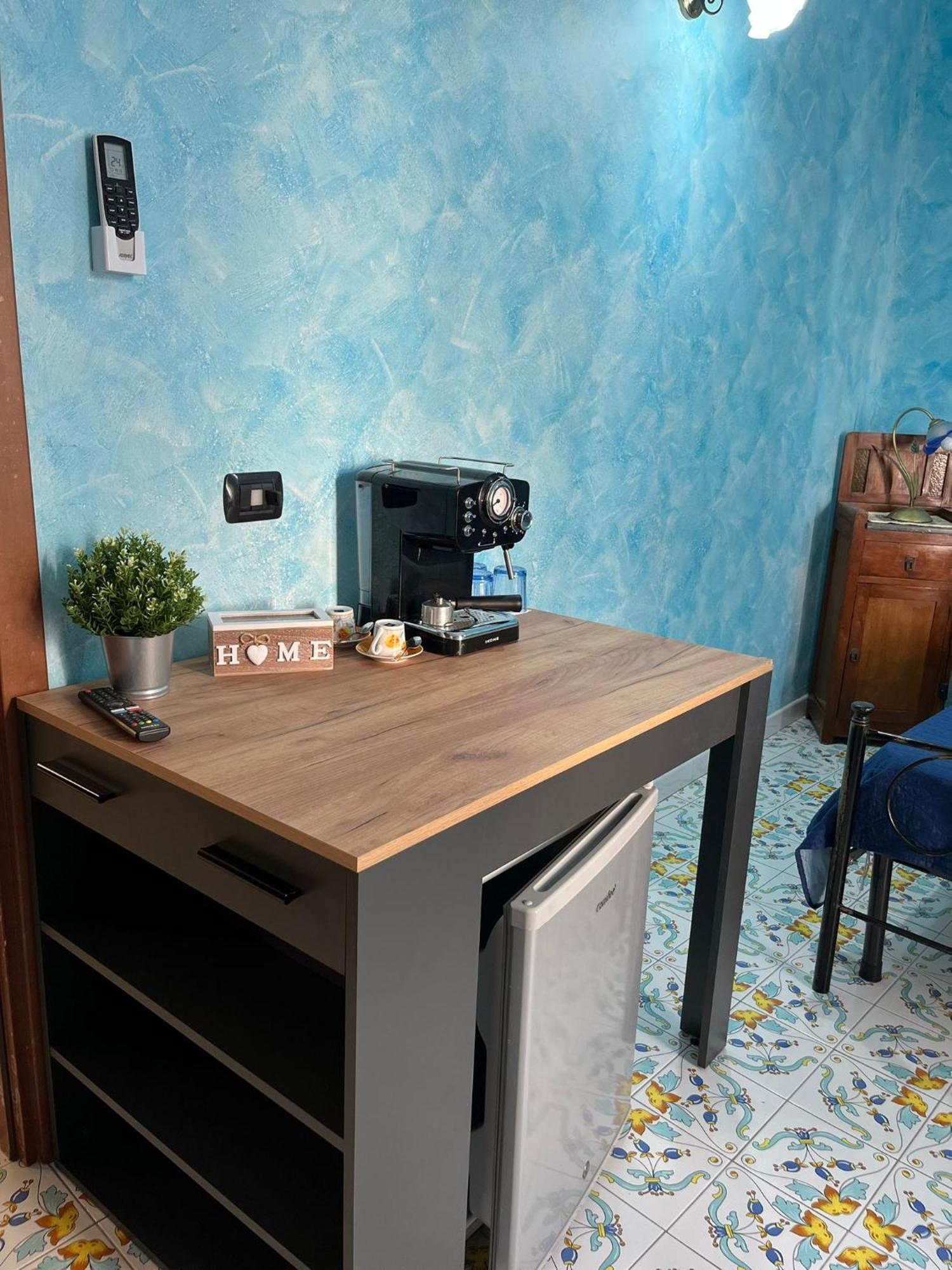 Casa Vacanze Central Cincotta Lipari  Room photo
